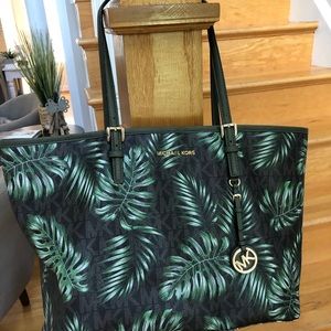 Michael Kors Palm Tote